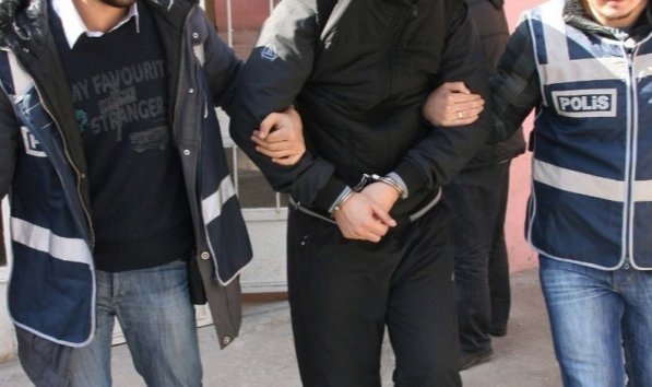 FETÖ/PDY terör örgütünün kamu yapılanmasına operasyon