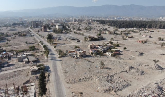 Hatay'da caddeler boş araziye döndü