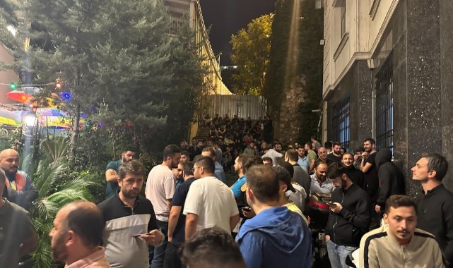 İBB ile imzalanan toplu sözleşmeyi reddeden çalışanlar eylem yaptı