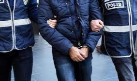 İzmir'de 285 yıl hapis cezası bulunan 16 yaşındaki çocuk yakalandı