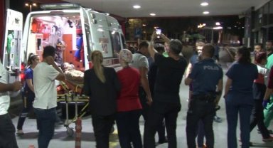 İzmir'de gecenin sessizliğini silah sesleri bozdu