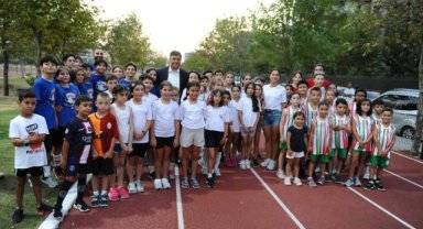 Karşıyaka’da 5 bin çocuk yaz tatilinde sporla buluştu