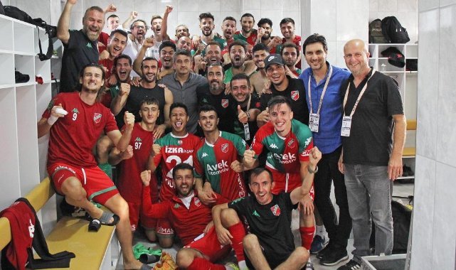 Karşıyaka'da keyifler yerinde