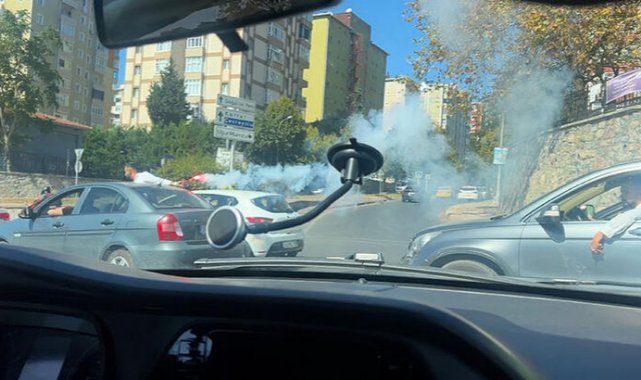 Kartal&#039;da yolu kapatan düğün konvoyu trafik kurallarını altüst etti