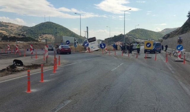 Samsun'da yolcu otobüsü, araziye girdi
