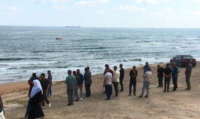 Sarıyer'de denizde kaybolan 14 yaşındaki Berat'ı arama çalışmaları sürüyor