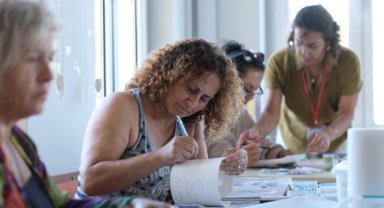 Seferihisar'da kurs zamanı: Konserlere katılıp sergi açtılar