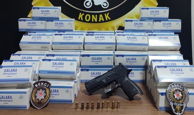 Şüphe üzerine durdurulan araçta binlerce sentetik hap çıktı