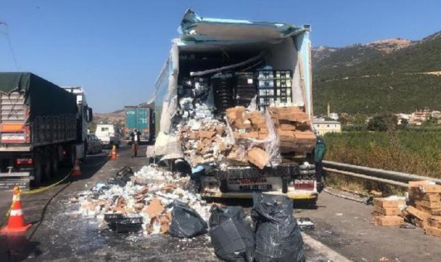 TIR, arıza nedeniyle emniyet şeridinde duran TIR'a çarptı