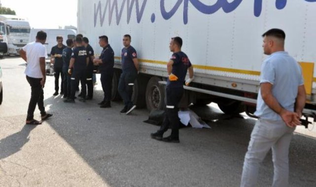 TIR'ın çarptığı motosikletin sürücüsü hayatını kaybetti