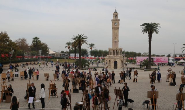 100. Yıl Coskusu Tuvallere Yansıdı
