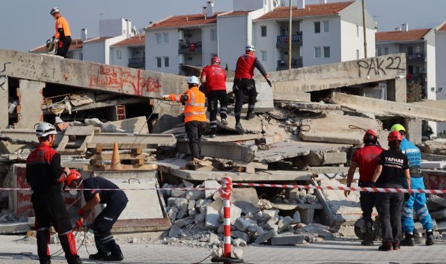 3'üncü yılında İzmir Depremi, tatbikatla anıldı