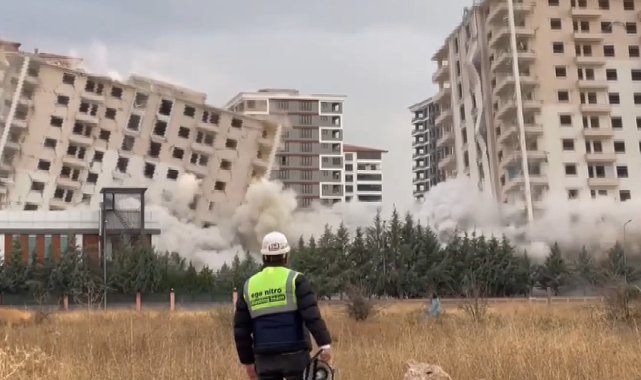Ağır hasarlı 13 katlı bina saniyeler içerisinde yıkıldı