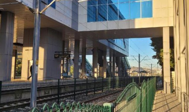 Ankara'da test aşamasındaki YHT raydan çıktı