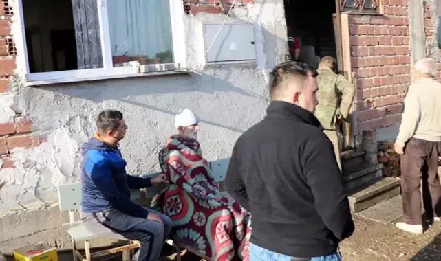 Babasını yangından kurtarırken yüzü ve saçları yandı