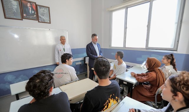 Başkan Sandal’dan Sosyal Etkinlik Merkezi’nde çifte müjde