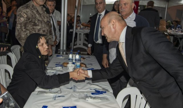 Başkan Soyer’den Şehit Polis Şimşek’in ailesine taziye