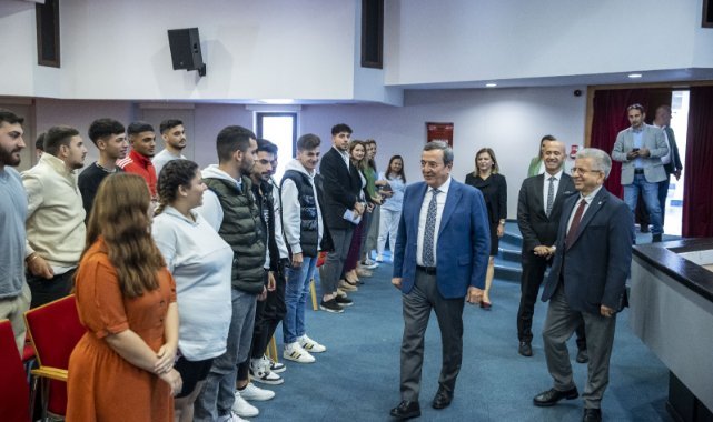 Batur: Konak İş Eğitim Merkezi istihdama can suyu olacak