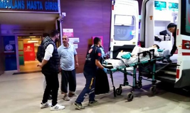 Çaydanlıktaki kaynar suyun üzerine devrildiği Eyüp, ağır yaralandı