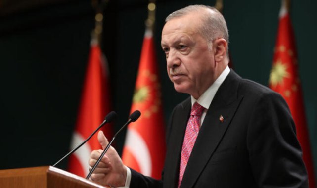 Cumhurbaşkanı Erdoğan'dan A Milli Futbol Takımı'na tebrik mesajı