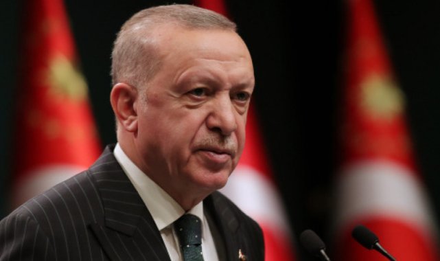 Cumhurbaşkanı Erdoğan ve bakanlardan Cumhuriyetin 100’üncü yılı için bayrak çağrısı