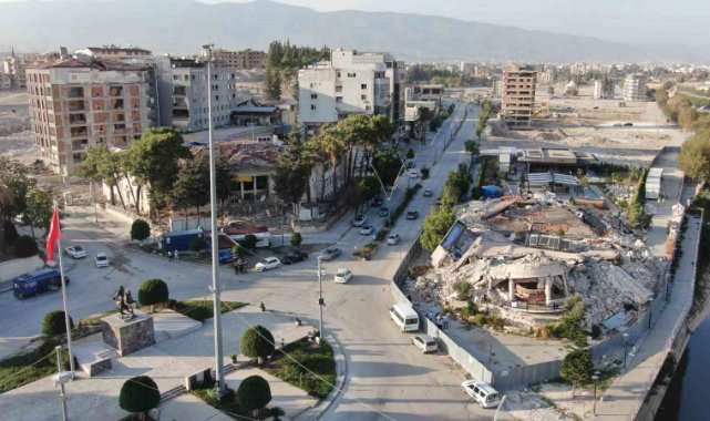 Depremin 8. ayında enkaz kentte hüzünlendiren değişim