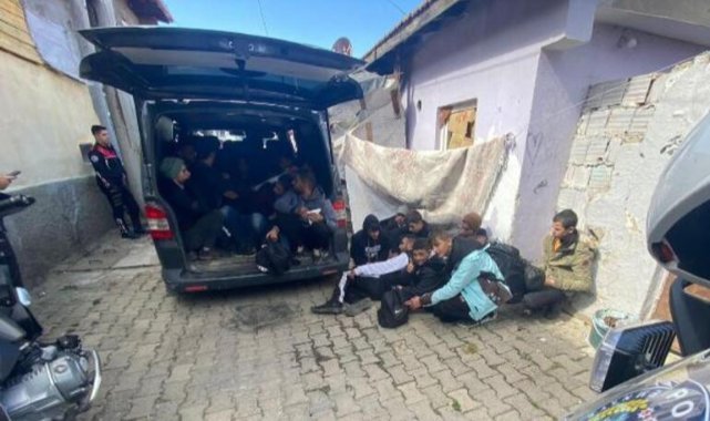 Edirne'de 852 kaçak göçmen yakalandı, 22 organizatör tutuklandı