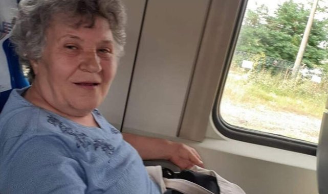 Edirne'de annesini öldürüp, 15 saat başında bekledi