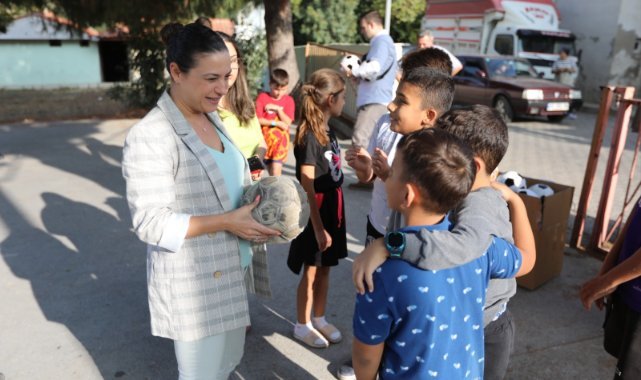 Efes Selçuk'tan Gülümseten kareler: Çocuklar istedi Filiz Başkan yaptı