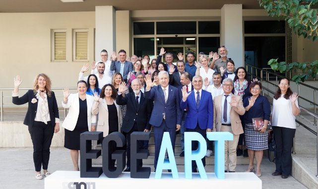 EgeArt kapılarını sanatseverlere açıyor