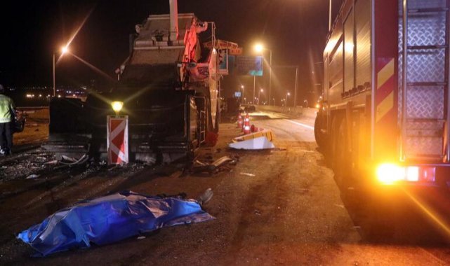 Gaziantep'te freni boşalan tankerin minibüs ve 2 iş makinesine çarpmasıyla yangın çıktı