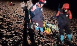 Hasandağı’nda mahsur kalan 3 kişi, askeri helikopterle kurtarıldı