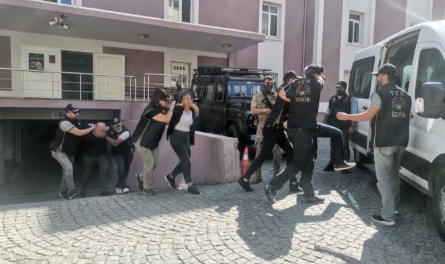 HDP İzmir il eş başkanları ve ilçe başkanı adliyede