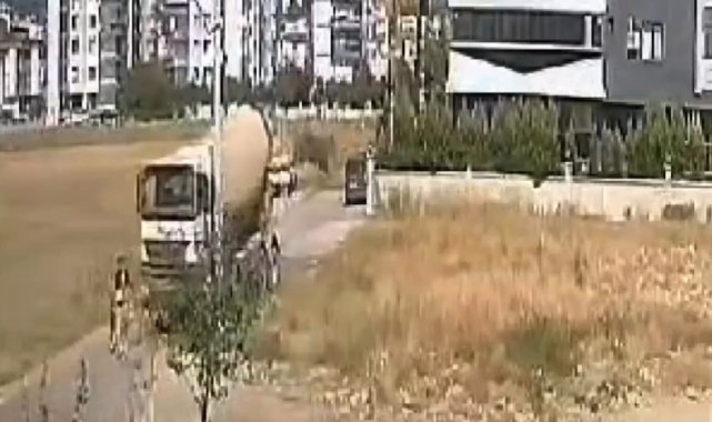 İzmir'de anne ve küçük çocuğu beton mikserinin altında kaldı