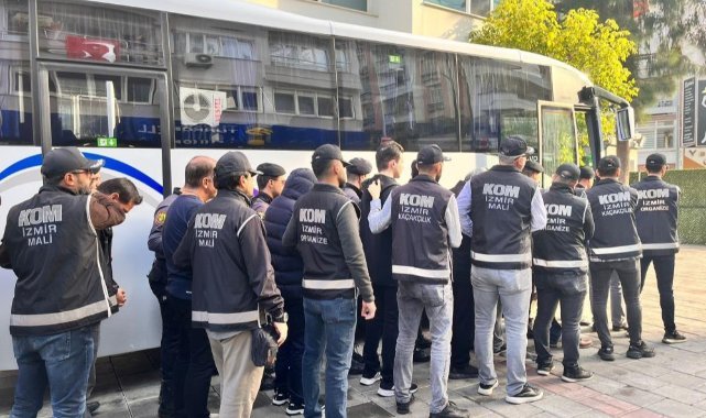 İzmir'deki FETÖ’ye kıskaç operasyonunda 28 tutuklama