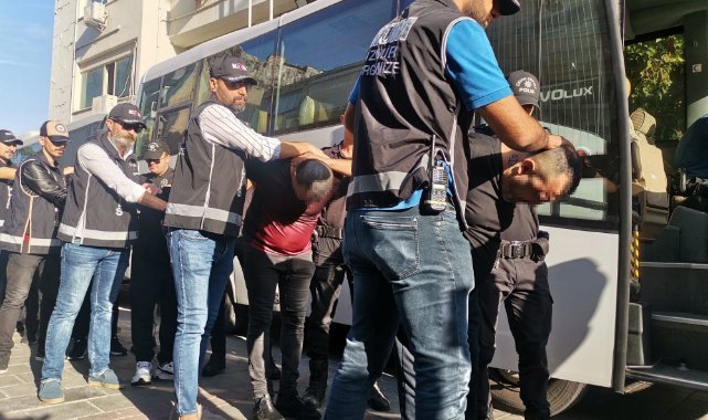 'Kafes Operasyonu'nun İzmir ayağında 20 şüpheli adliyede