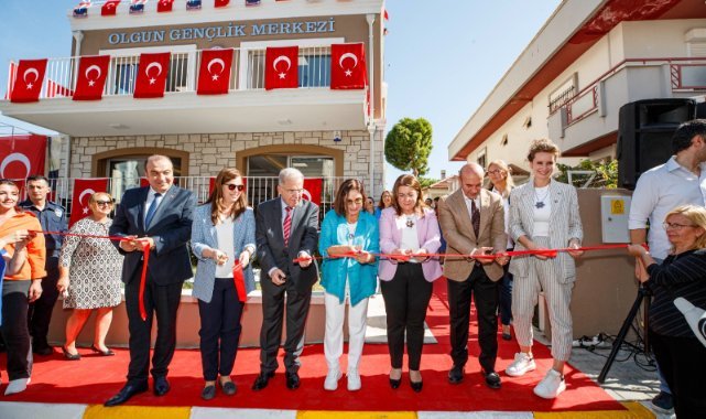 “Olgun Gençlik Merkezi” İzmir’e çok yakıştı