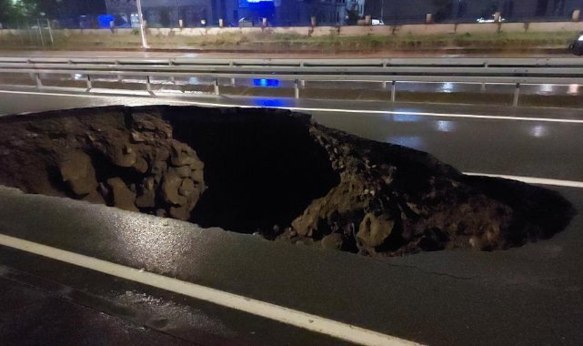 Rize’de şiddetli yağışlar sonrası yol çöktü