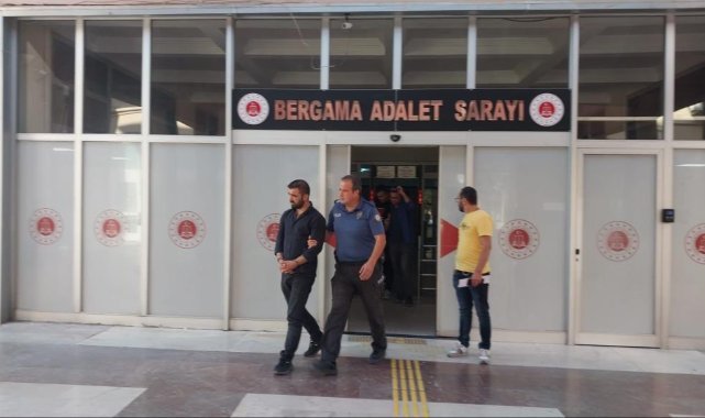 Uyuşturucu tacirlerinin aracı takip edildi kıskıvrak yakalandılar