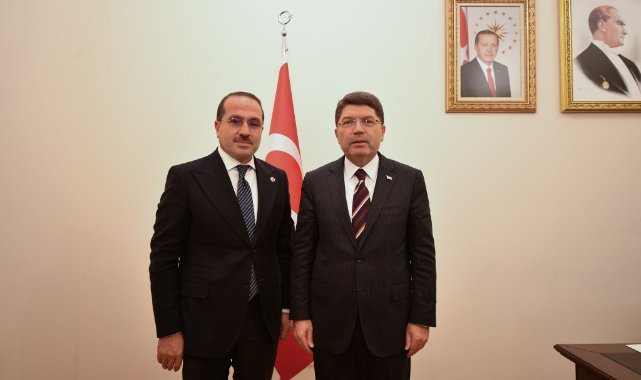 AK Partili Kırkpınar Bakan Tunç’u Kemalpaşa’ya davet eti