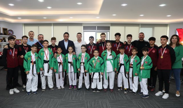 Aliağalı sporcular madalyaya doymuyor