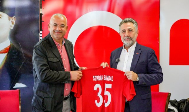 Bayraklı Belediyesinden amatör spor kulüplerine destek