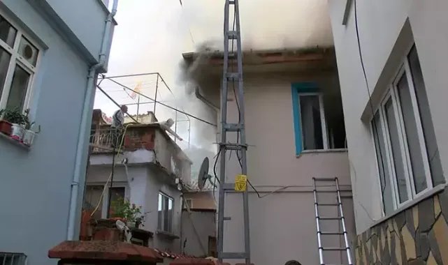 Bursa'da 2 katlı binada yangın; Egemen bebek öldü, annesi yaralı kurtuldu