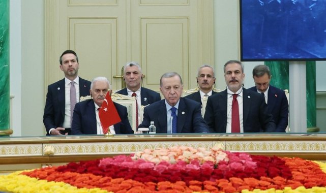Cumhurbaşkanı Erdoğan: “Filistin'de tüm dünyanın gözleri önünde bir insanlık dramı yaşanıyor”
