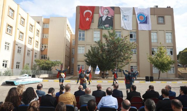DEÜ'nün akış dinamiği ve benzetim laboratuvari açıldı