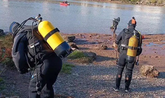 Dicle Nehri'ne atlayan kız kardeşlerden Zelin, aranıyor