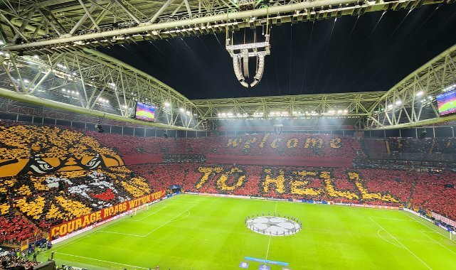 Galatasaray taraftarından ’Welcome to hell’ koreografisi