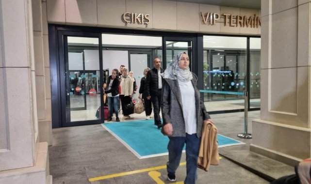 Gazze’den tahliye edilen 87 kişi İstanbul’a getirildi