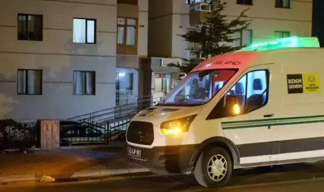 Haber alınamayan kadın evinde dünyaya getirdiği bebeğiyle ölü bulundu