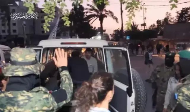 Hamas, 12 rehineyi daha serbest bıraktı